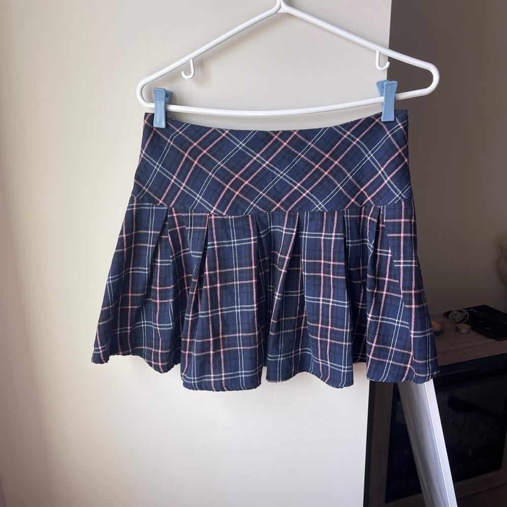 💜3 for $15💜 Plaid A-Line Skirt - Navy and Pink Medium 30 inch waist 💙